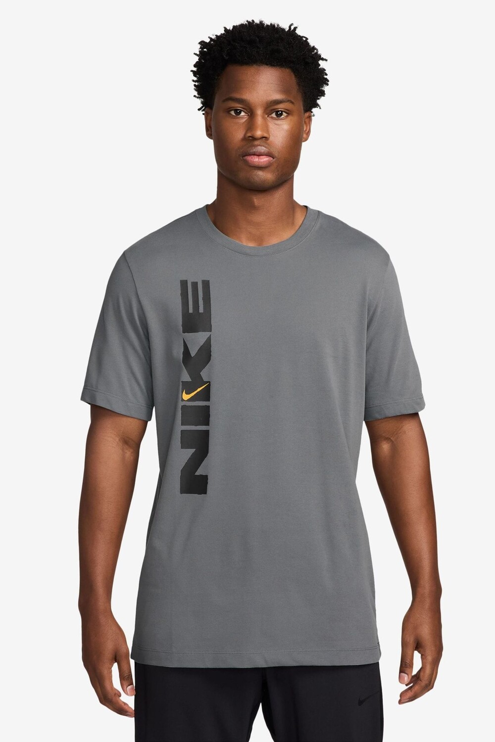 

Тренировочная футболка Dri Fit Nike, серый