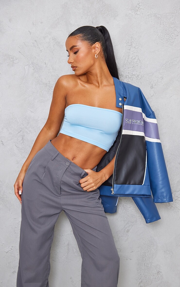 

PrettyLittleThing Голубой базовый облегающий топ-бандо