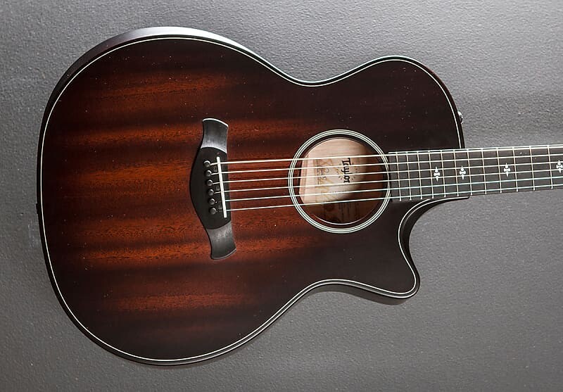 

Акустическая гитара Taylor Builder's Edition 324CE