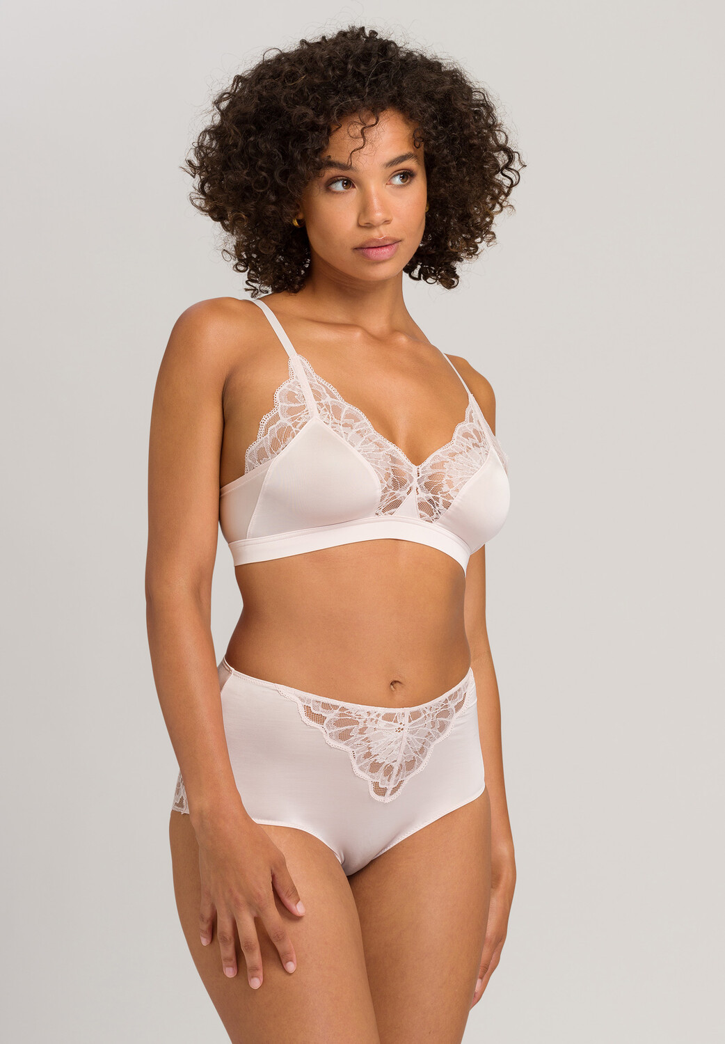 

Бюстгальтер без косточек Hanro Soft BH, кремовый