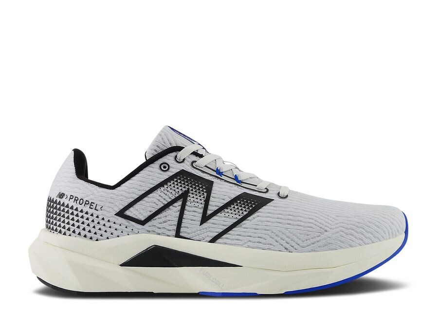 

Кроссовки New Balance FuelCell Propel V5, цвет Quartz Grey Angora Black