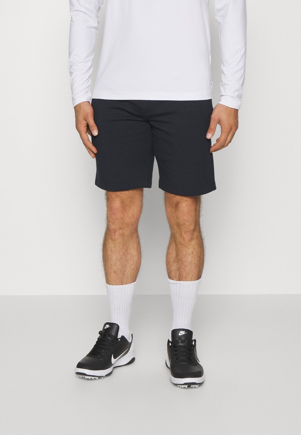

Спортивные шорты TravisMathew