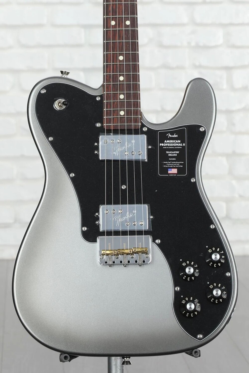 

Fender American Professional II Telecaster Deluxe — Mercury с накладкой из палисандра