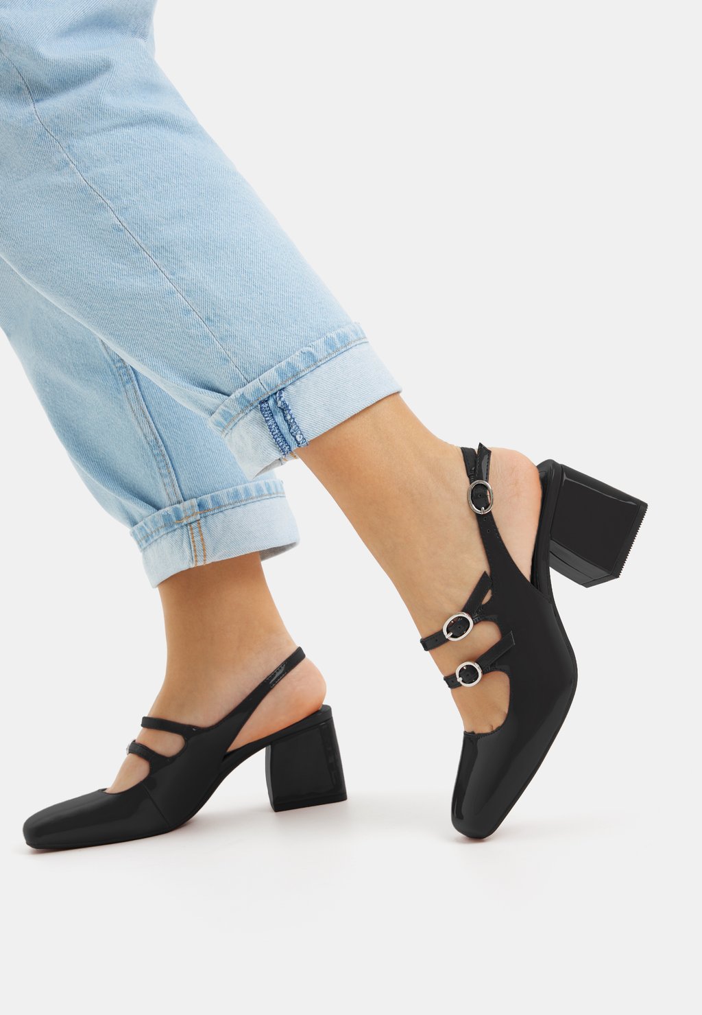 

Балетки с ремешком Mary Jane Block Heel Bershka, черный