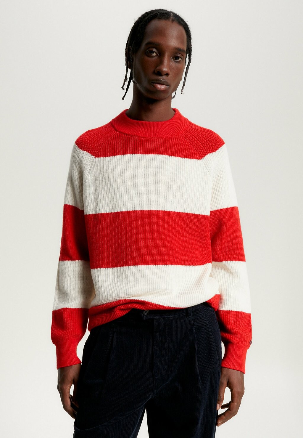 

Свитер Tommy Hilfiger, фейерверк экрю