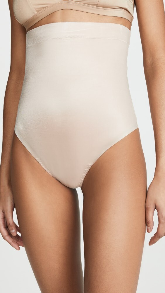 

Стринги SPANX Suit Your Fancy High Waisted