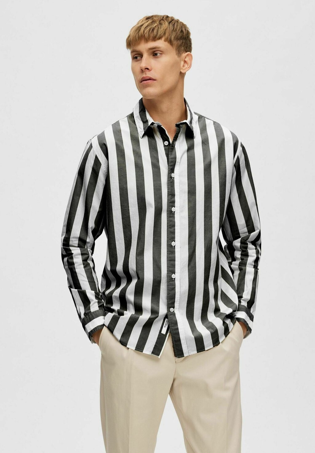 

Рубашка GESTREIFTES Selected Homme, цвет black