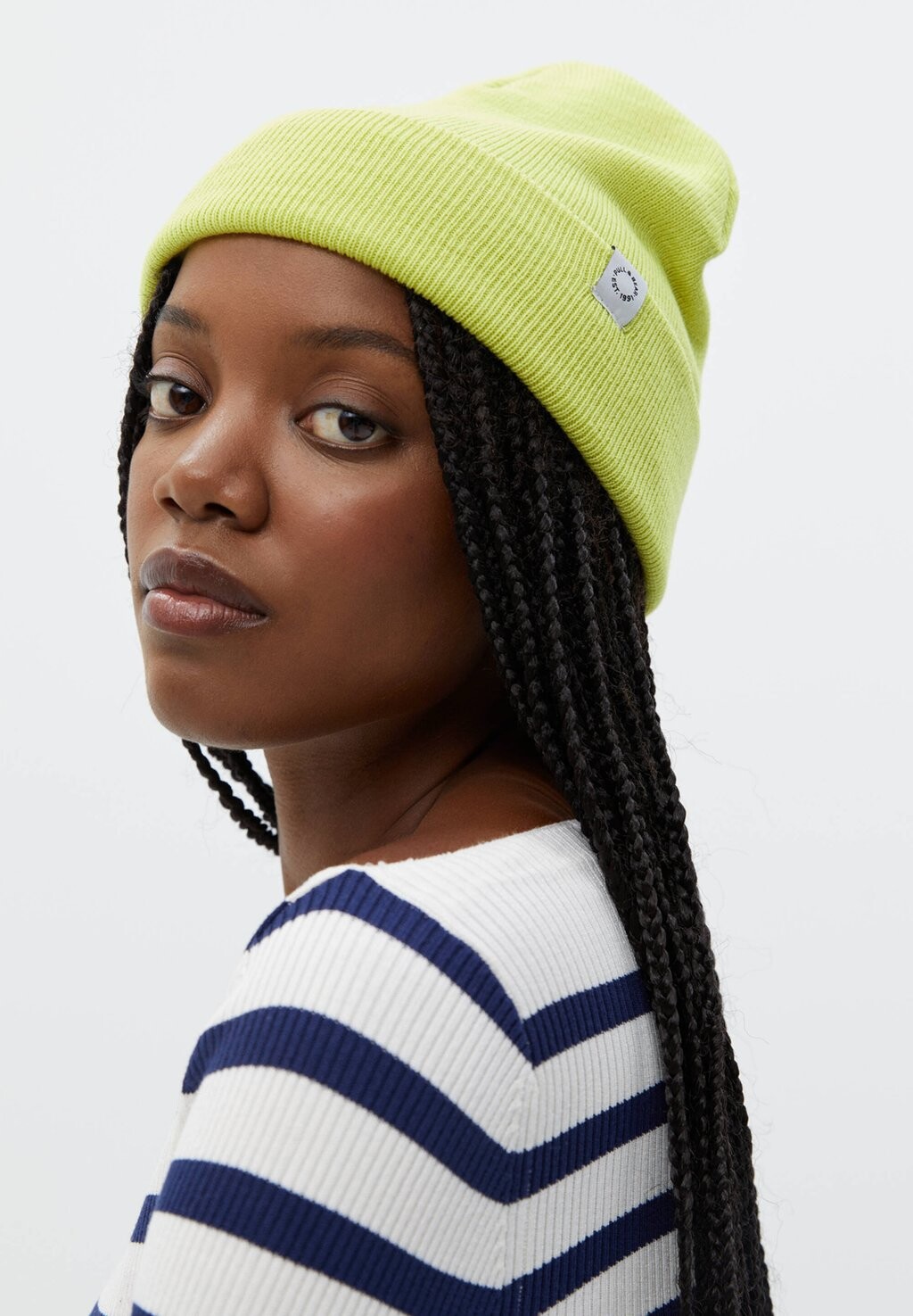 

Шапка PULL&BEAR, зеленый