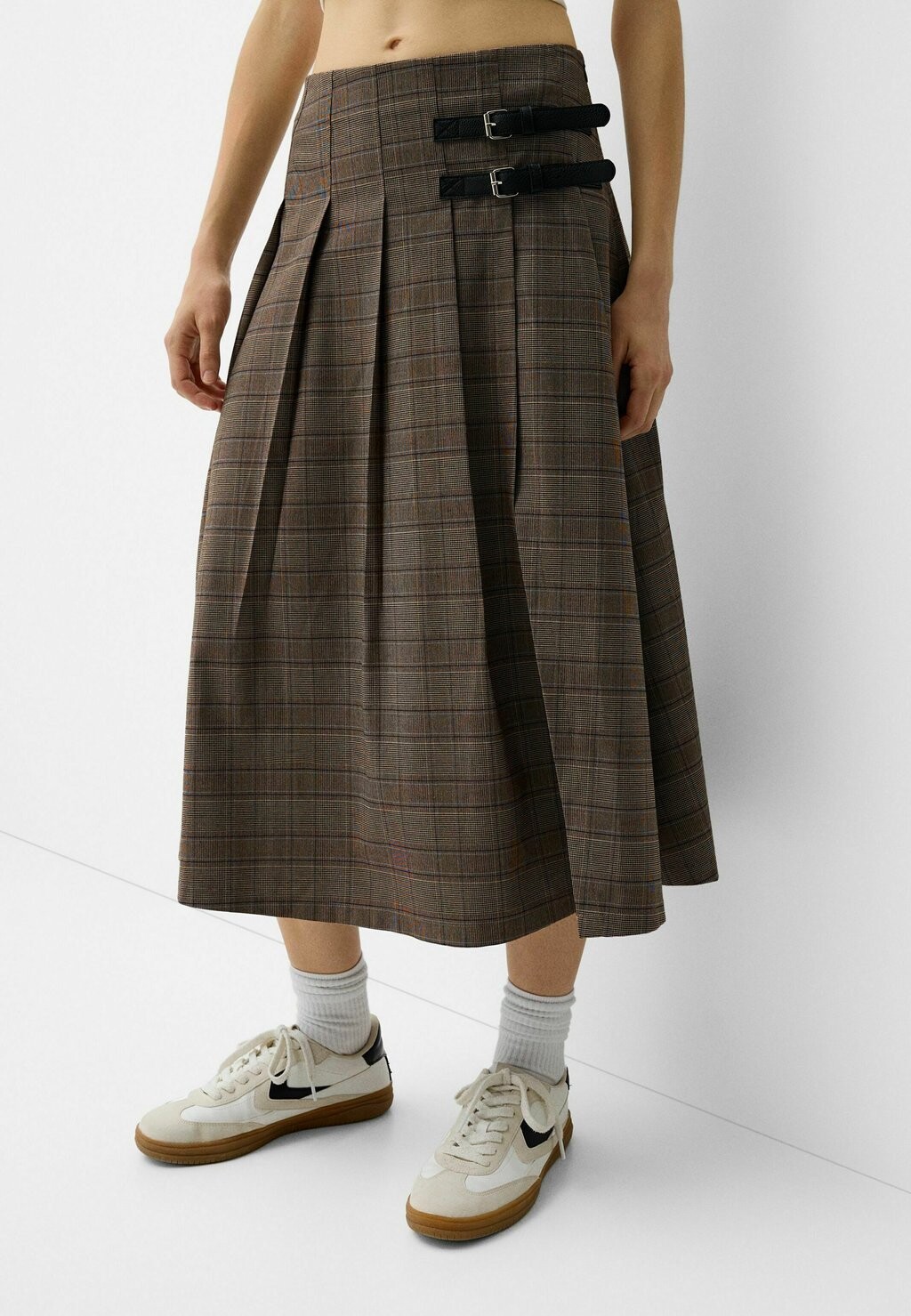 

Юбка А-силуэта BOX PLEAT Bershka, темно-коричневый