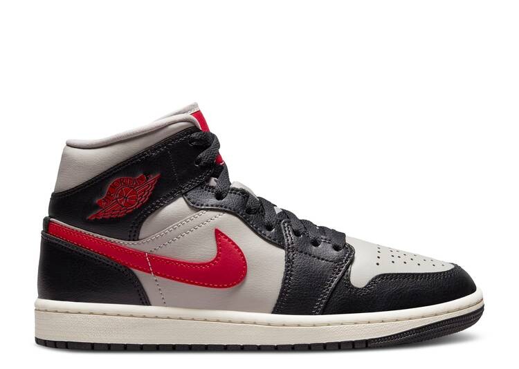 

Кроссовки WMNS AIR JORDAN 1 MID 'BLACK COLLEGE GREY', черный