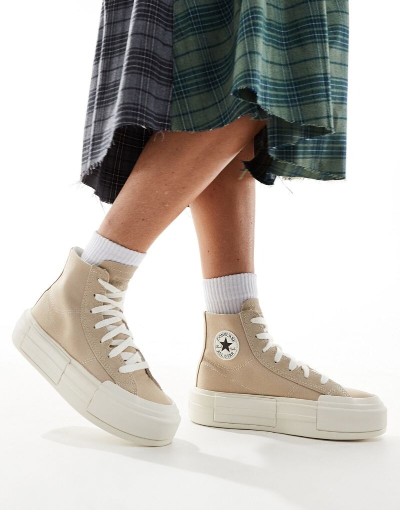 

Светло-коричневые кроссовки Converse Chuck Taylor All Star Cruise Hi