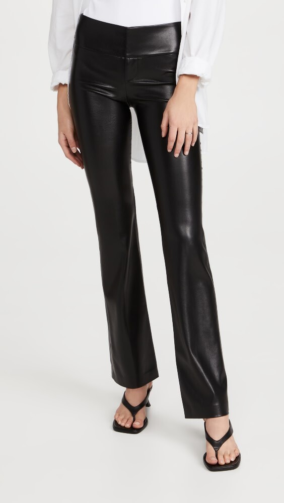 

Брюки alice + olivia Olivia Vegan Leather, черный