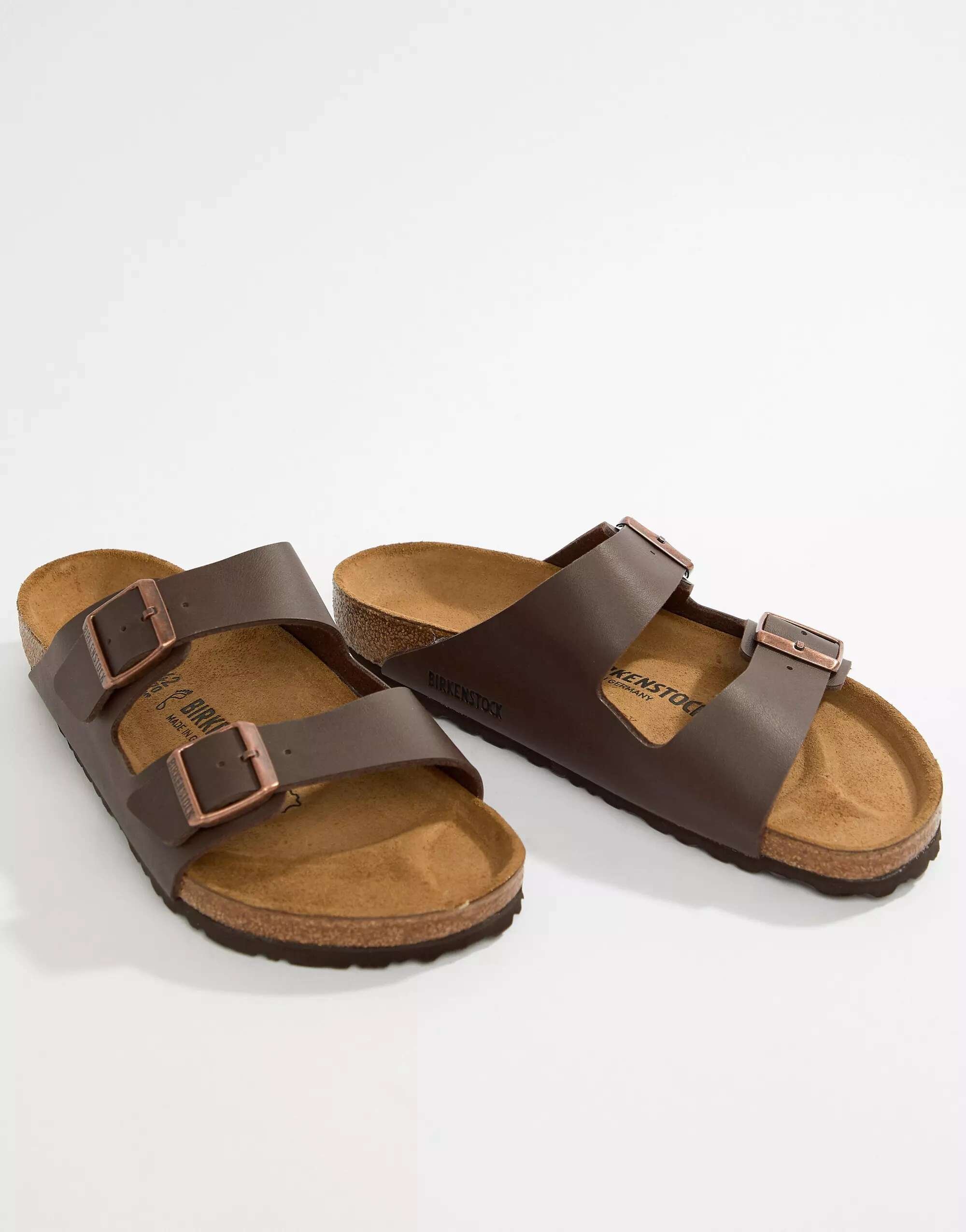 

Темно-коричневые сандалии Birkenstock Arizona с узором бирко-флор