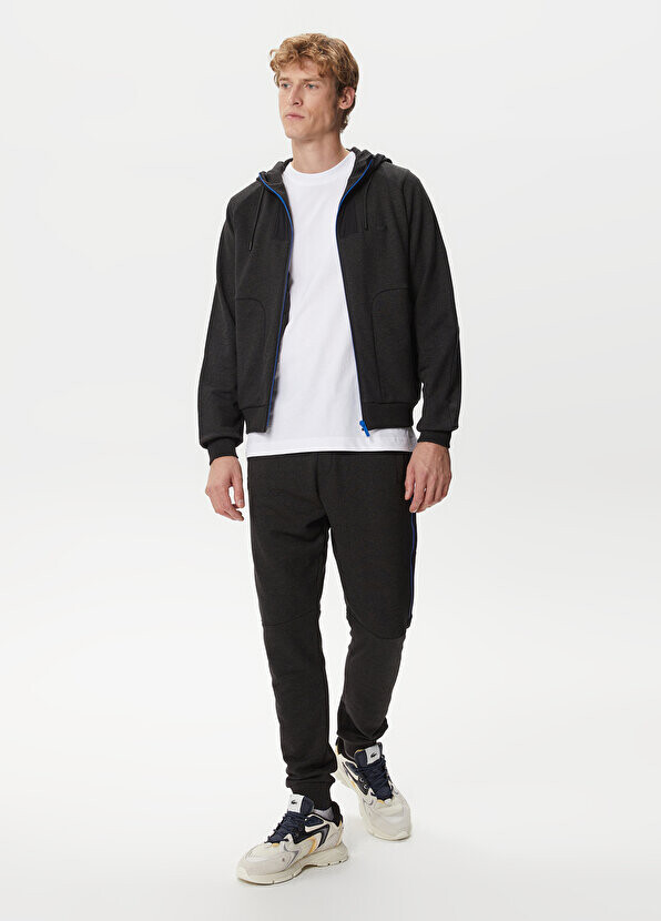 

Черная мужская толстовка slim fit с капюшоном и цветными блоками Lacoste, Черный