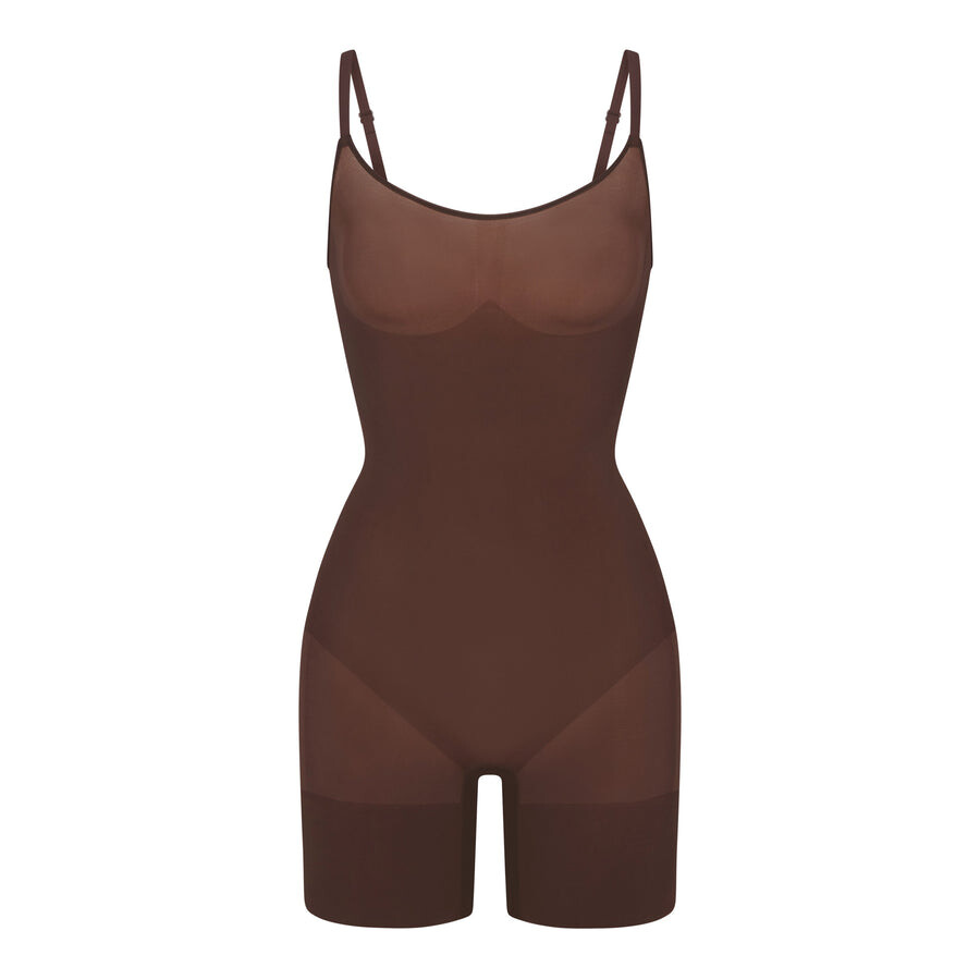 

Боди до средины бедра SKIMS Everyday Sculpt, цвет Cocoa