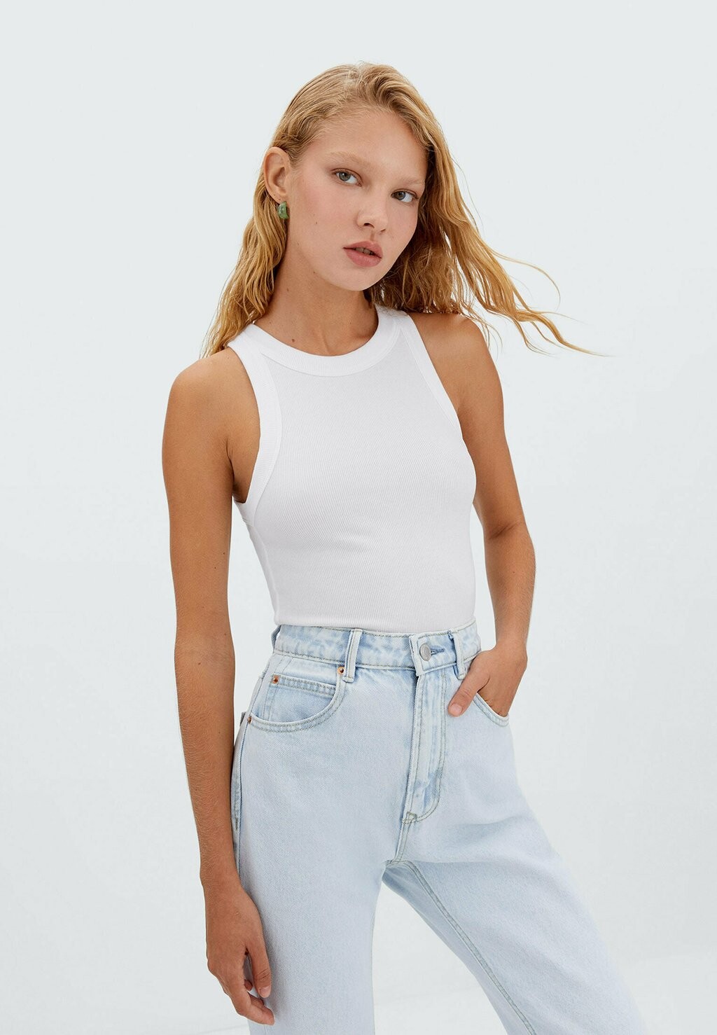 

Топ Stradivarius, белый