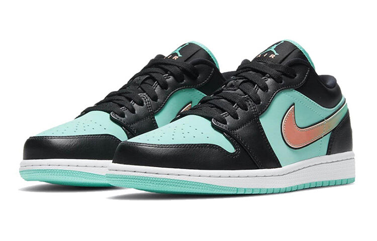 

Кроссовки женские Air Jordan 1 Low