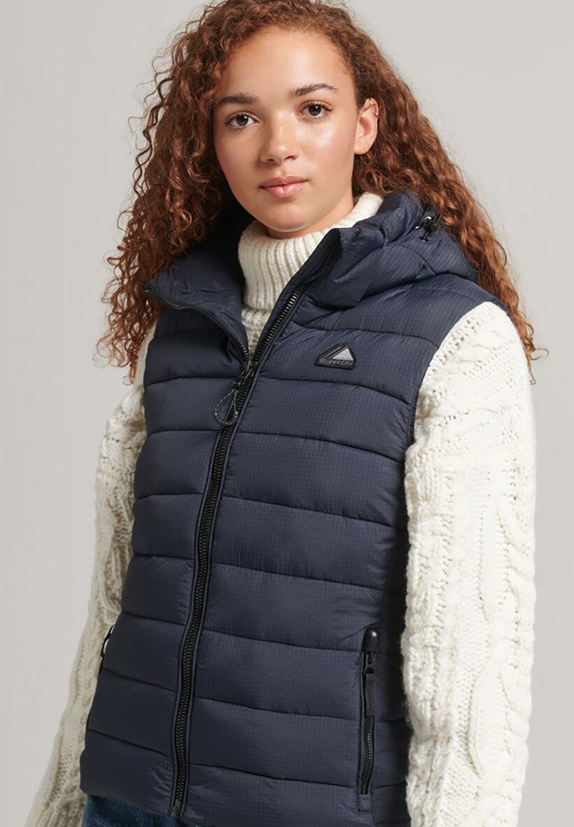 

Жилет Superdry CLASSIC, темно-синий