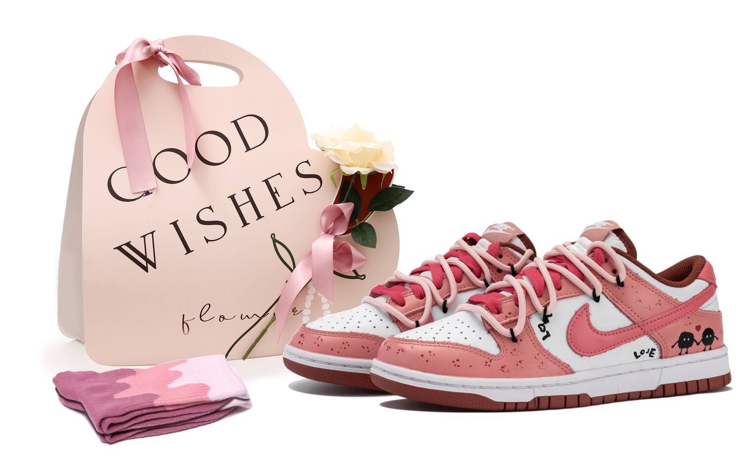 

Женские кроссовки для скейтбординга Nike Dunk, White