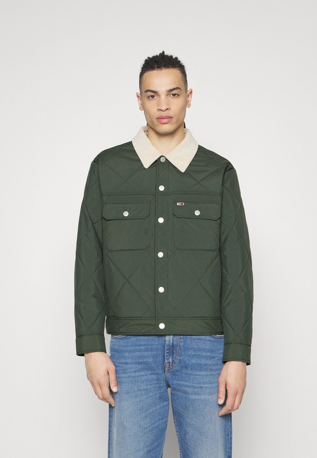 

Демисезонная куртка Tommy Jeans, оливковый, Зеленый