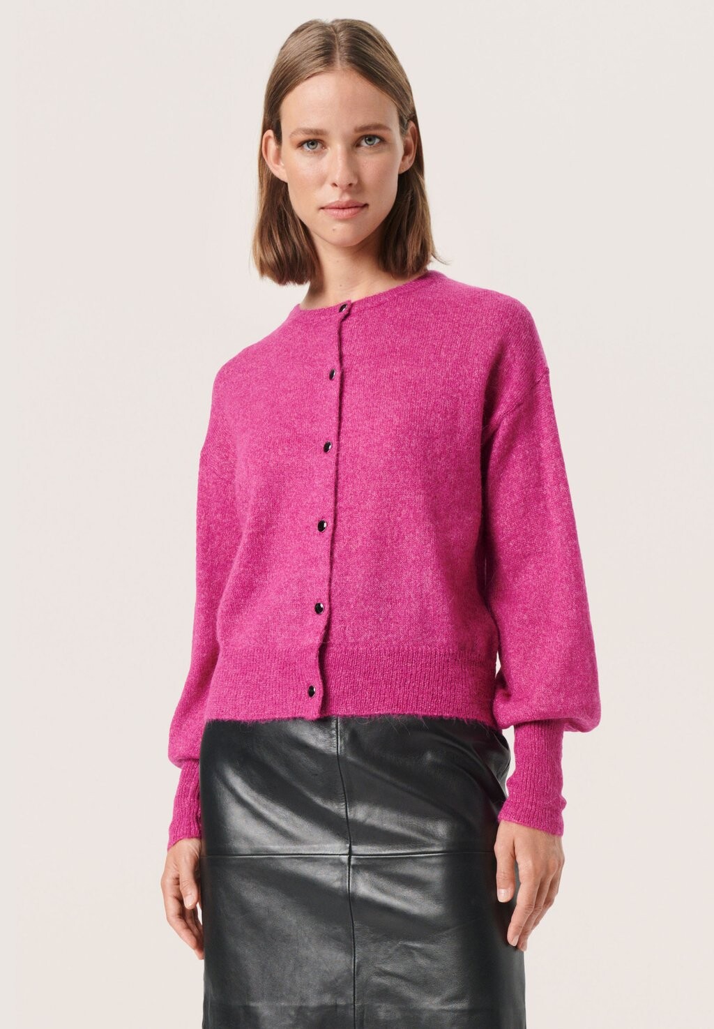 

Кардиган Soaked in Luxury, цвет fuchsia red