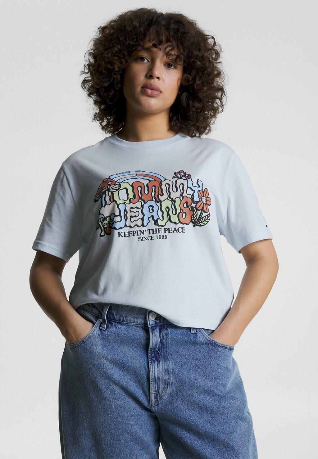 

Футболка с принтом Tommy Jeans by Tommy Hilfiger