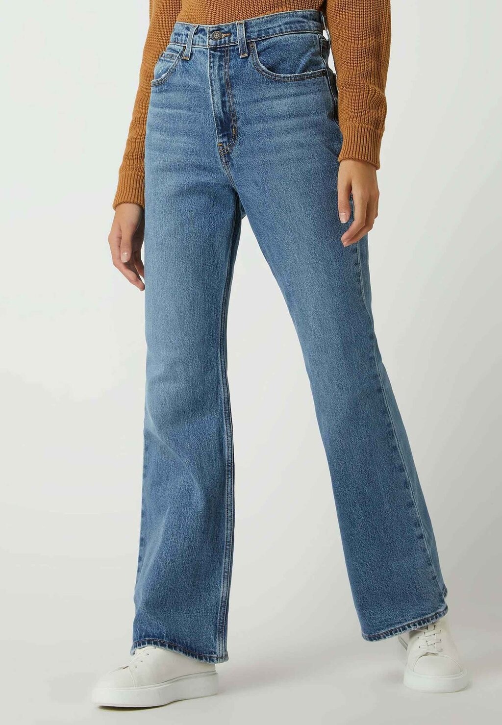 

Расклешенные джинсы Levi's