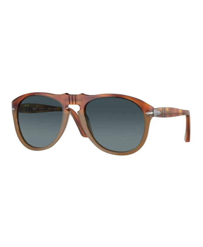 

Стильные солнцезащитные очки с уникальным дизайном. Persol, коричневый