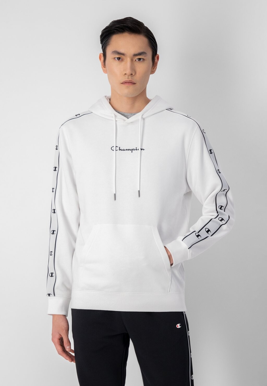 

Худи Champion
