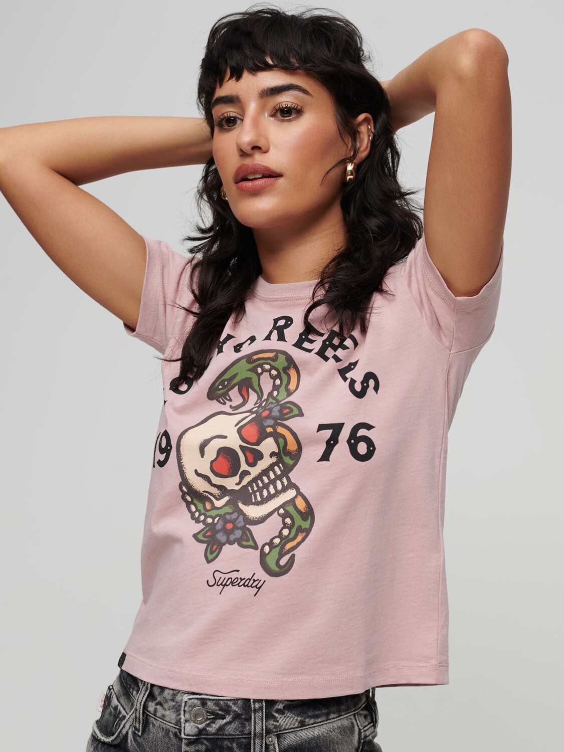 

Футболка с рисунком 90-х годов с татуировкой Superdry, румяна розовый
