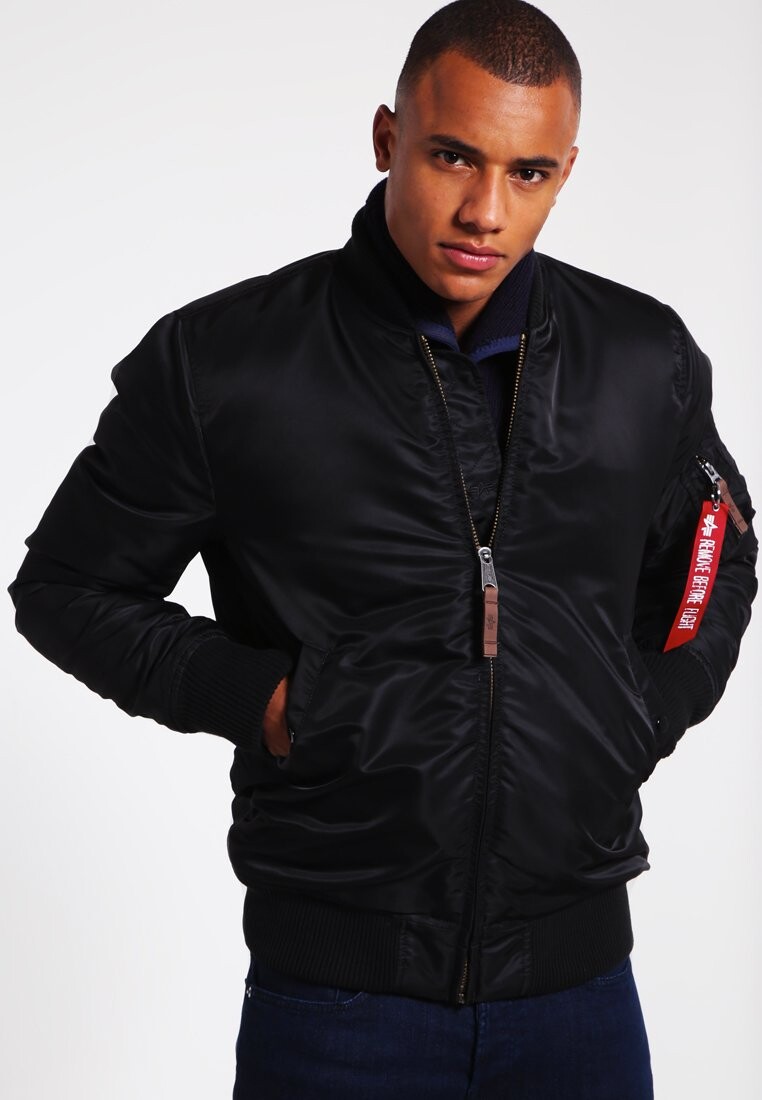

Бомбер Alpha Industries
