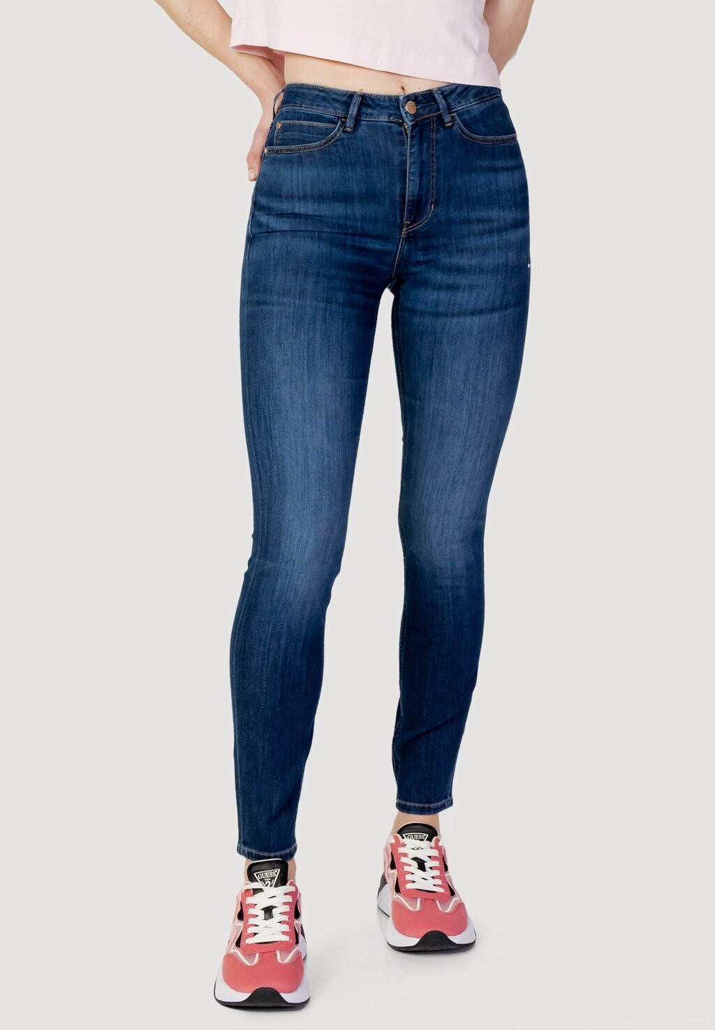 

Узкие джинсы Guess