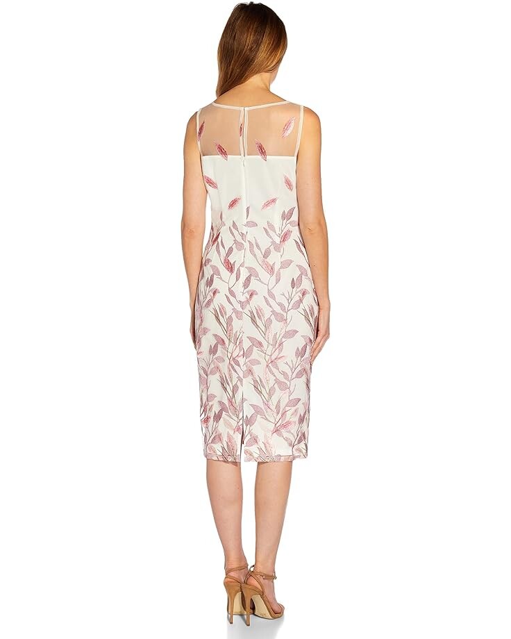 

Платье Adrianna Papell Sleeveless Vine Embroidered Sheath Dress with Illusion Neckline, цвет Pink Multi