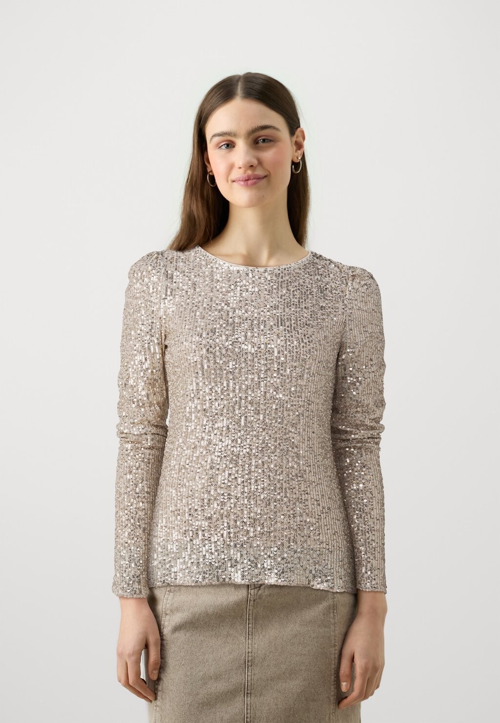 

Блуза ILEX ROUND NECK Bruuns Bazaar, посеребренный