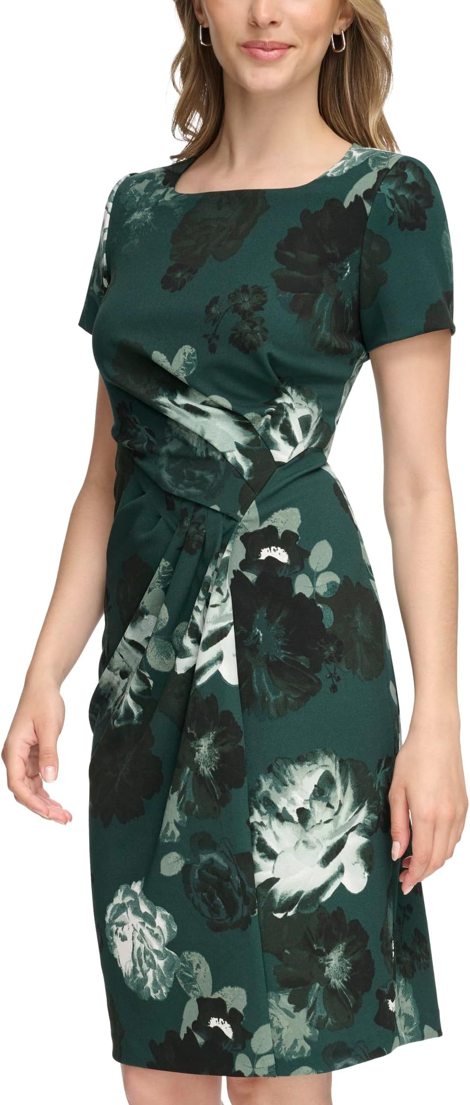 

Платье Print Scuba Crepe Square Neck Short Sheath with Ruching Detail Calvin Klein, цвет Malachite Multi