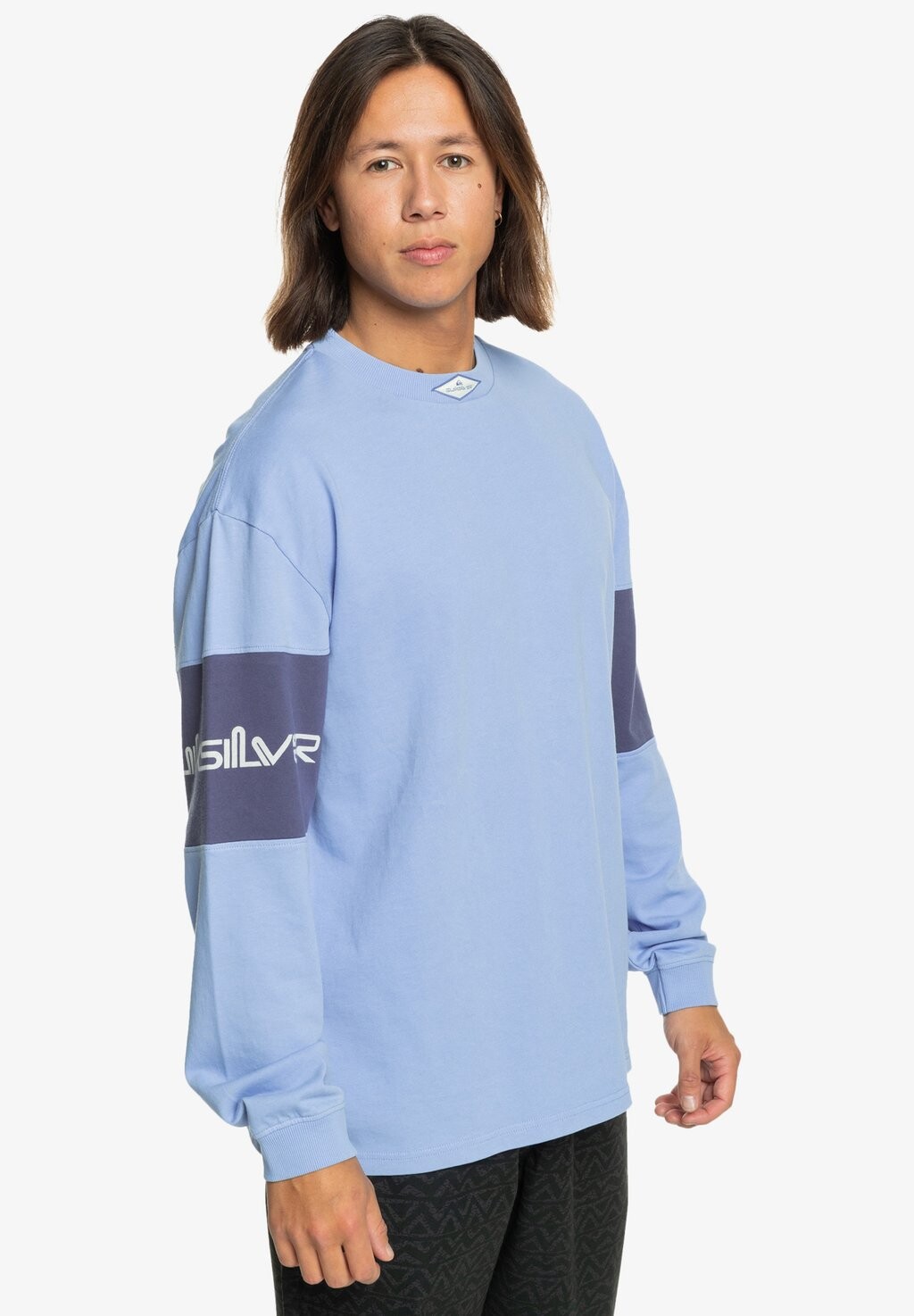 

Толстовка TAKE US BACK BLOCK LS Quiksilver, цвет hydrangea
