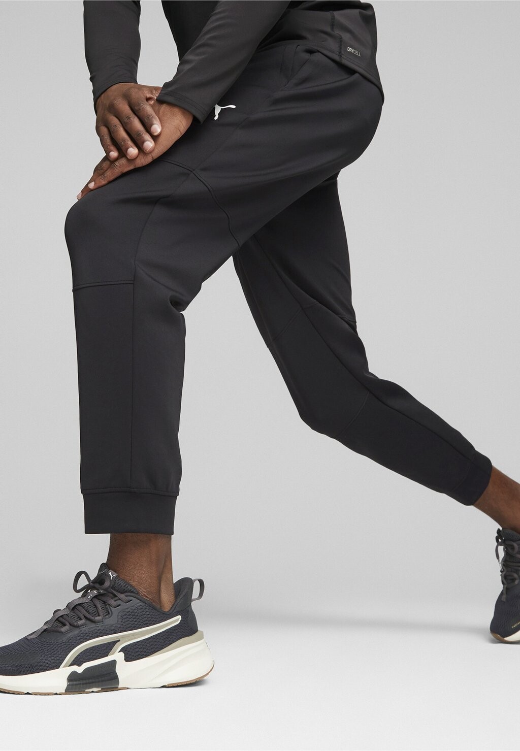 

Спортивные брюки Puma, черные