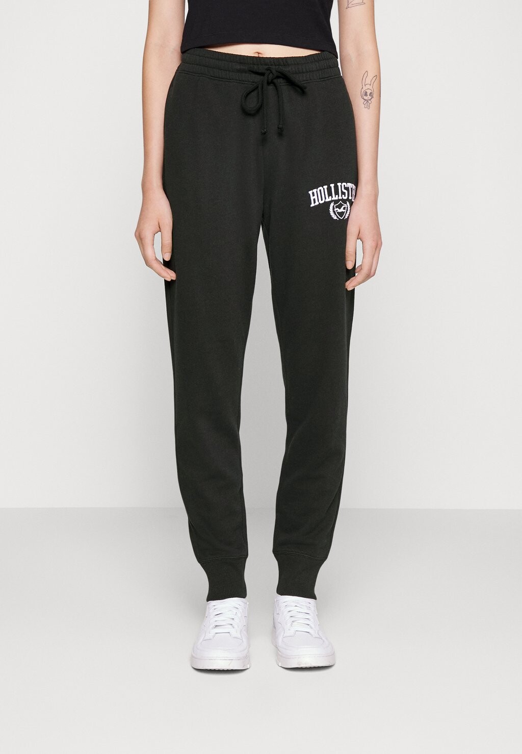 

Спортивные брюки Hollister Co., черный