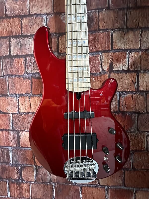 

Басс гитара Lakland Skyline 55-02 Custom 5 String Bass Candy Apple Red Plek'd