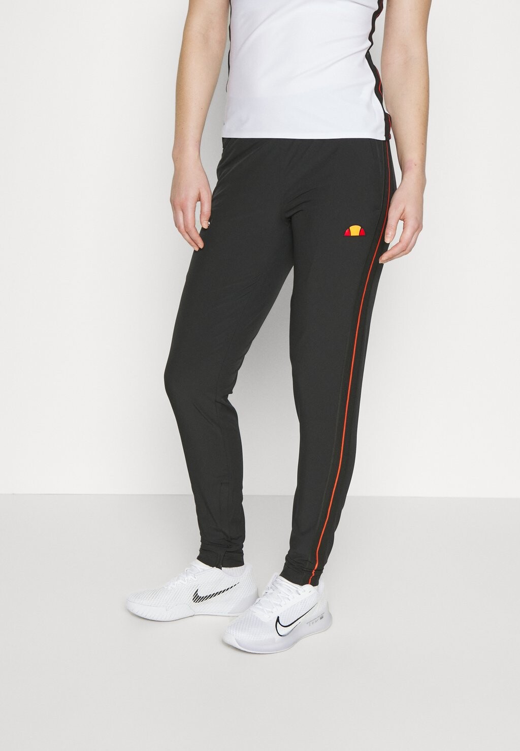 

Спортивные брюки Ellesse, черный