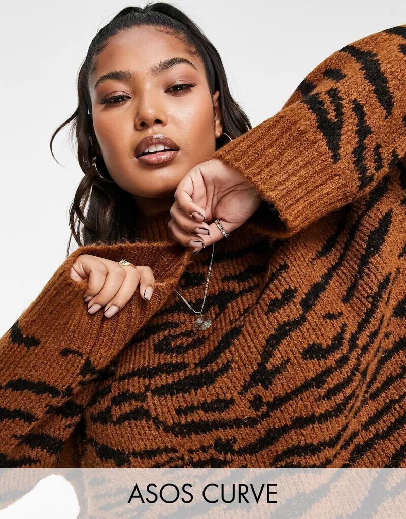 

Джемпер с высоким воротником и тигровым принтом ASOS DESIGN Curve