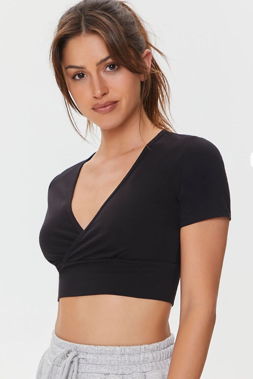 

Укороченный топ Active Surplice Forever 21, черный