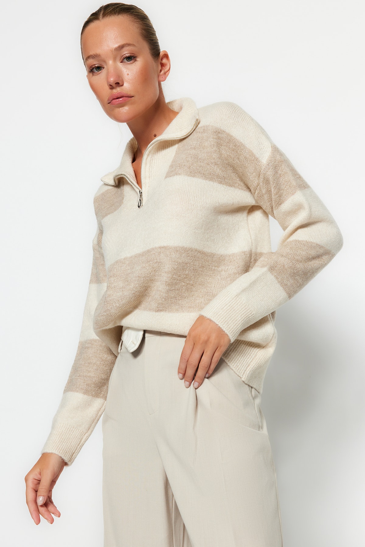 Свитер - Бежевый - Oversize Trendyol, бежевый свитер размер oversize 40 50 бежевый