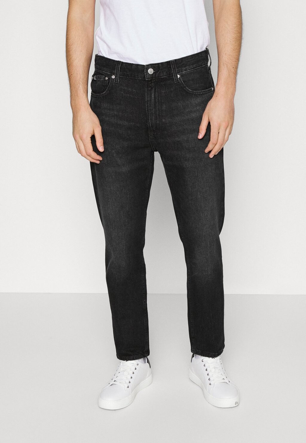 

Джинсы свободного кроя Calvin Klein Jeans