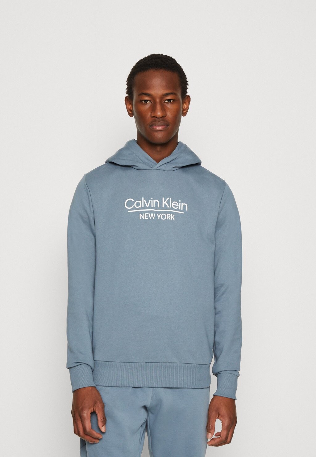 

Худи Calvin Klein