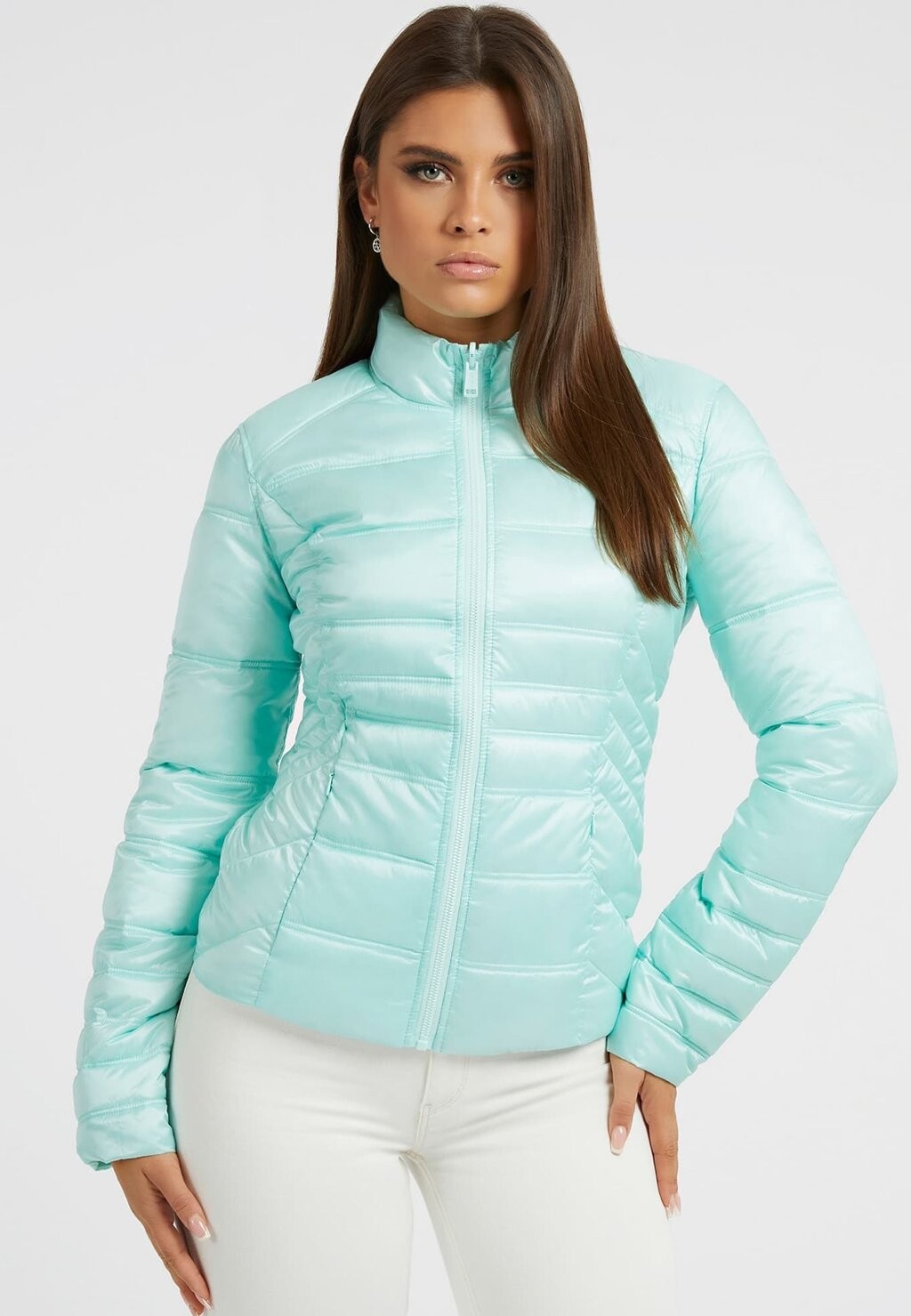 

Зимняя куртка Guess