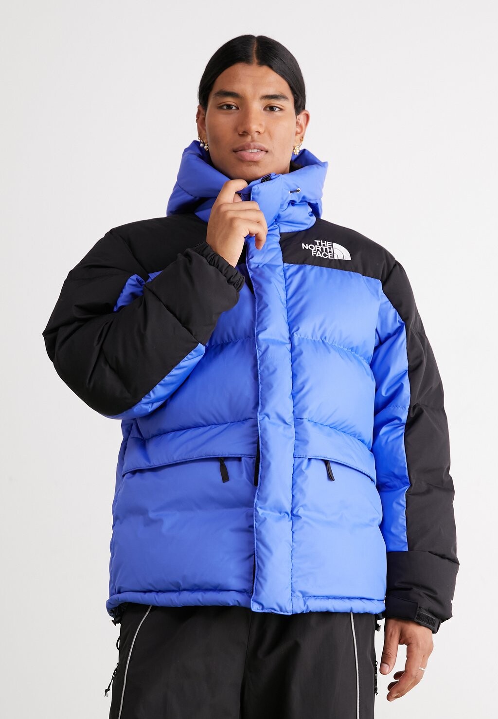 

Пуховик The North Face, солнечный синий