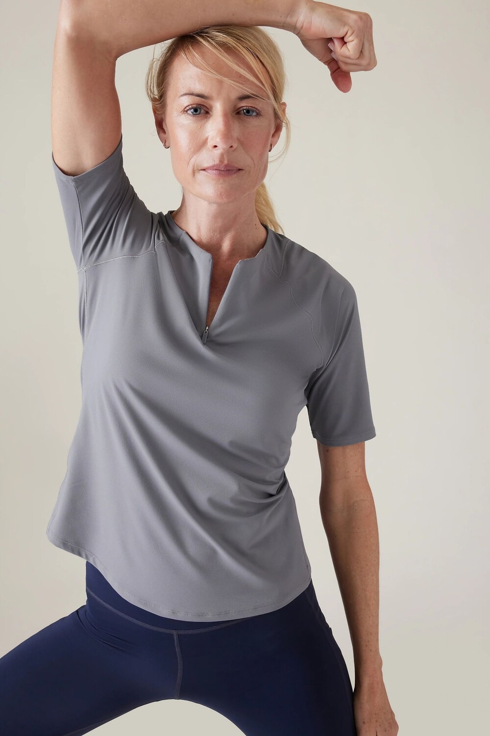 

Футболка Sunchaser с рукавами 3/4 Athleta, серый