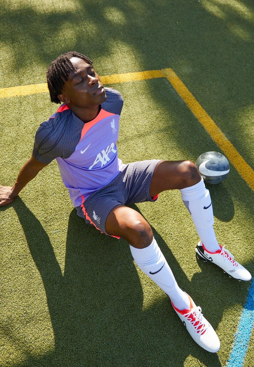 

Спортивная футболка Liverpool Fc Strike 3Rd Nike, цвет lila/weiss