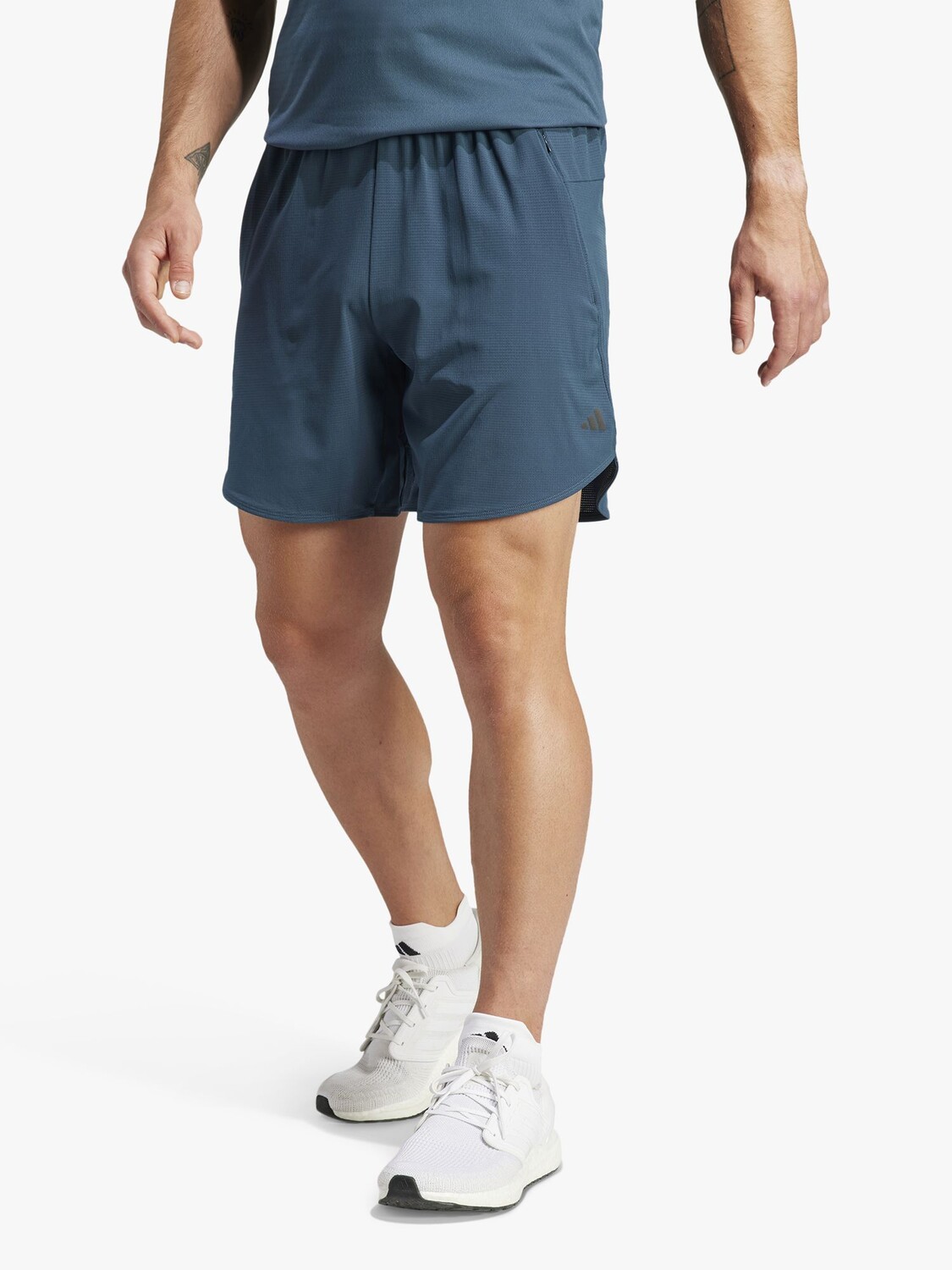 

Шорты для тренировок HIIT. adidas, арктическая ночь